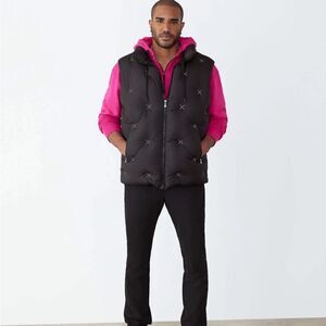 GSTQ Quilted Puffer Vest Black Size S NWT $798